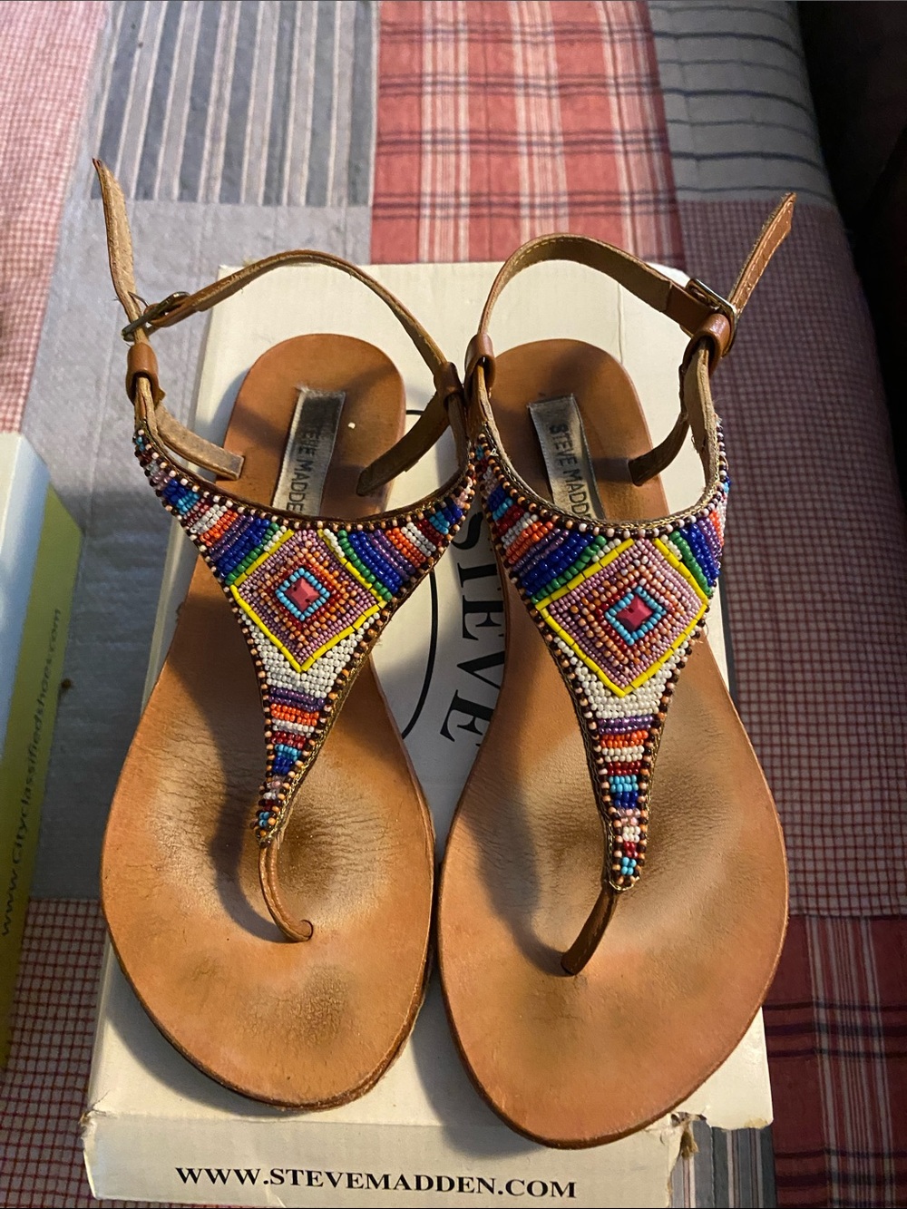 Steve Madden Tan Leather Beaded T‑Strap Sandals - Multicolor Beads